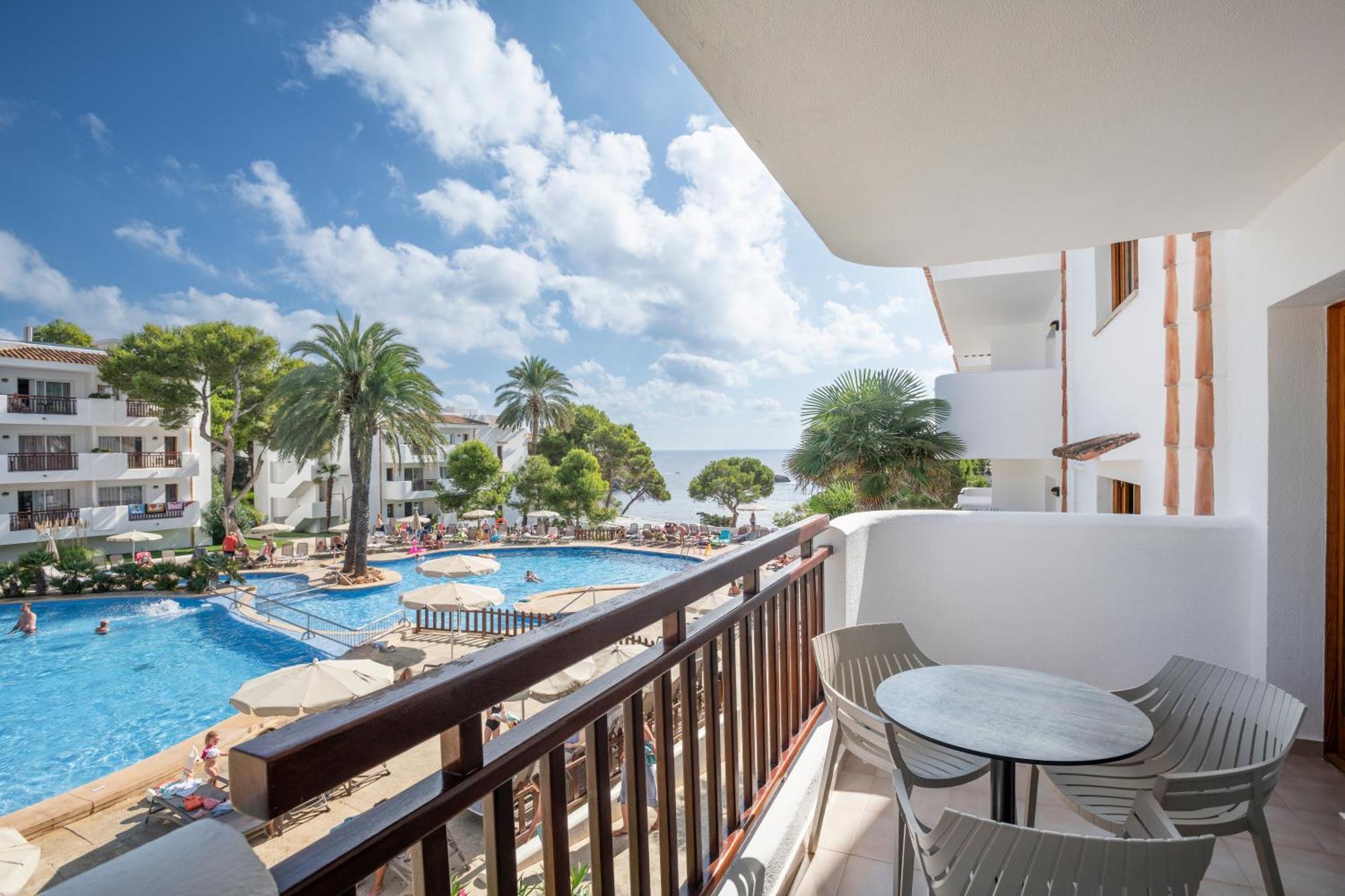 Inturotel Cala Azul Aparthotel 3*